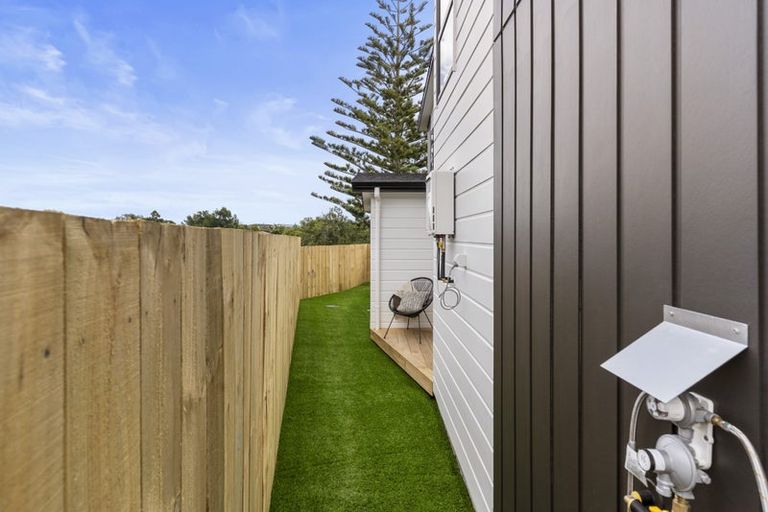 Photo of property in 33a Patons Road, Howick, Auckland, 2014