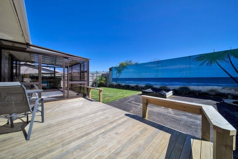 Photo of property in 7 Oleander Place, Bell Block, New Plymouth, 4312