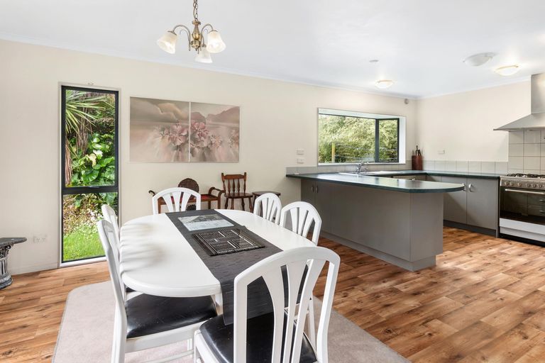 Photo of property in 9 Otto Road, Waihi Beach, 3611