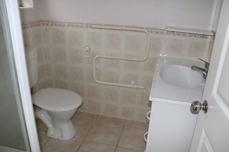 Photo of property in 7 Mullagh Place, East Tamaki Heights, Auckland, 2016