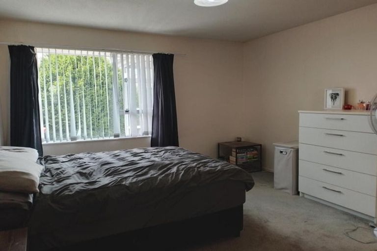 Photo of property in 247a Avonhead Road, Avonhead, Christchurch, 8042