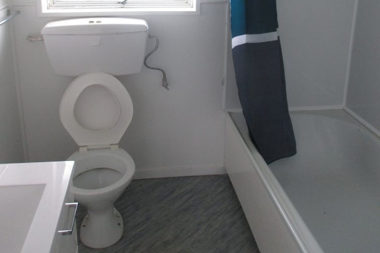 Photo of property in 2a Baverstock Road, Nawton, Hamilton, 3200