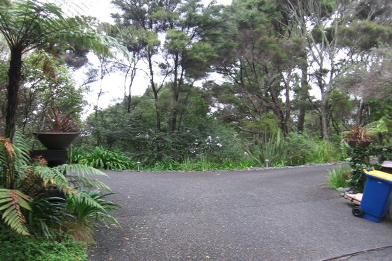 Photo of property in 24 Austin Road, Greenhithe, Auckland, 0632