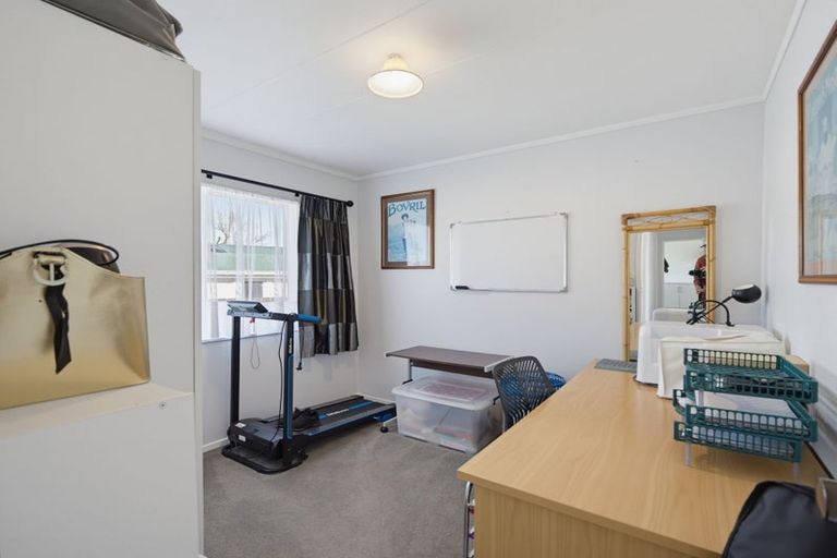 Photo of property in 24 Stirling Street, Te Aroha, 3320