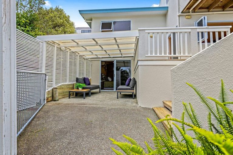 Photo of property in 20 Merehai Place, Snells Beach, 0920