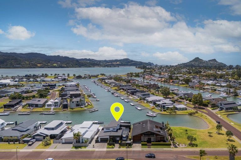 Photo of property in 314 Waterways Parade, Pauanui, Hikuai, 3579