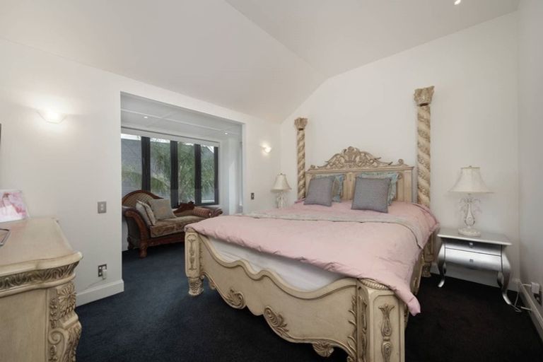 Photo of property in 235 Bleakhouse Road, Mellons Bay, Auckland, 2014