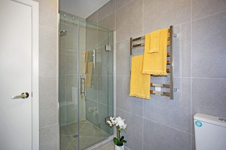 Photo of property in 19 Mellsop Avenue, Waiuku, 2123