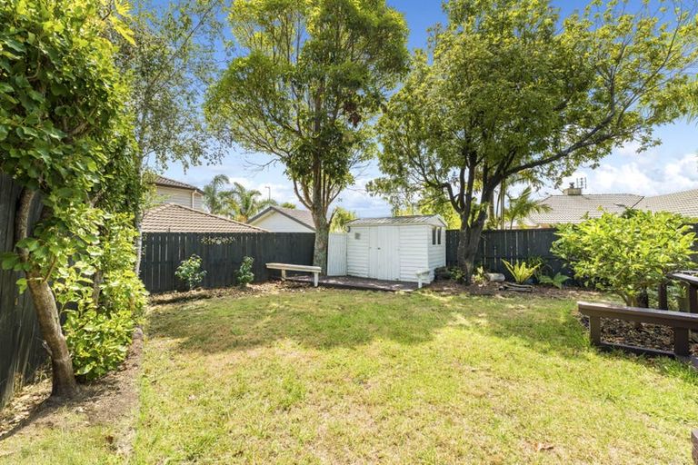 Photo of property in 77g Sturges Road, Henderson, Auckland, 0612