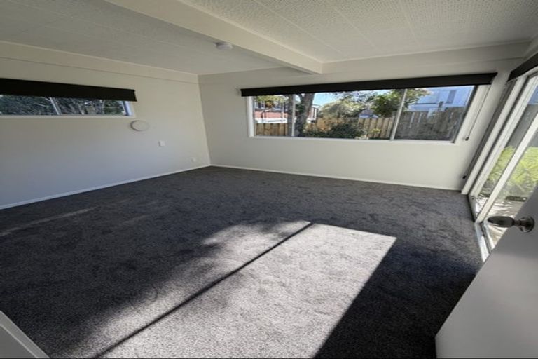 Photo of property in 19 Landop Terrace, Howick, Auckland, 2014