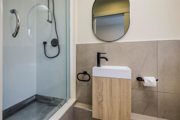 Photo of property in 1/53 Butley Drive, Farm Cove, Auckland, 2012