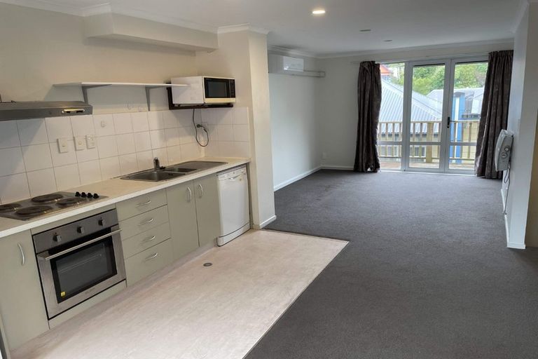 Photo of property in 146d Aro Street, Aro Valley, Wellington, 6021