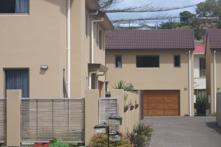 Photo of property in 123a Nile Road, Milford, Auckland, 0620