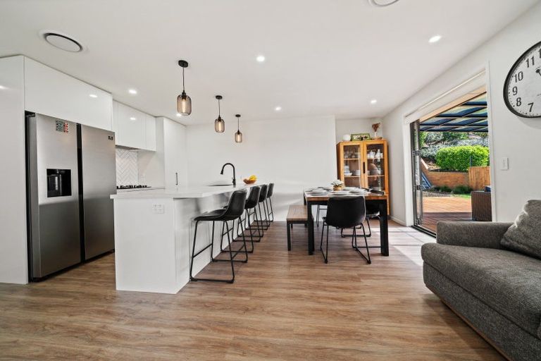 Photo of property in 21c Garrett Drive, Whalers Gate, New Plymouth, 4310