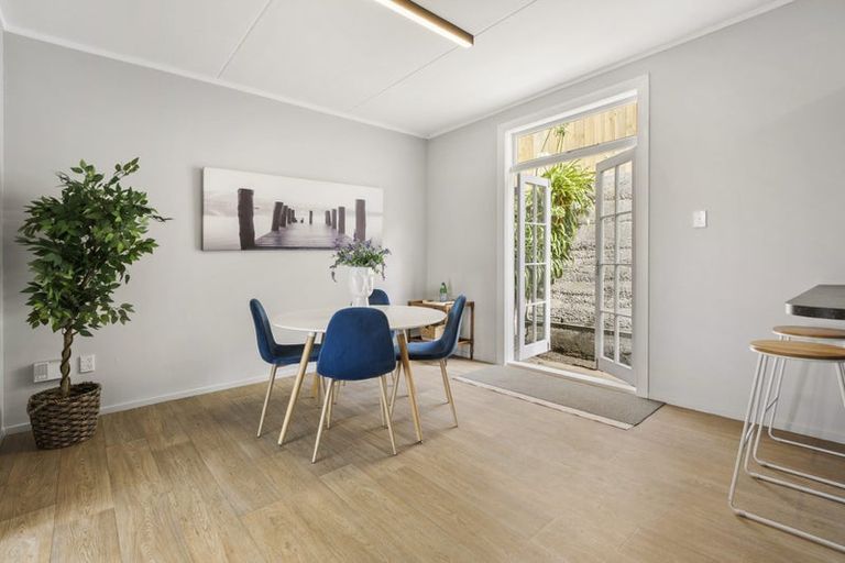 Photo of property in 71 Duncan Terrace, Kilbirnie, Wellington, 6022