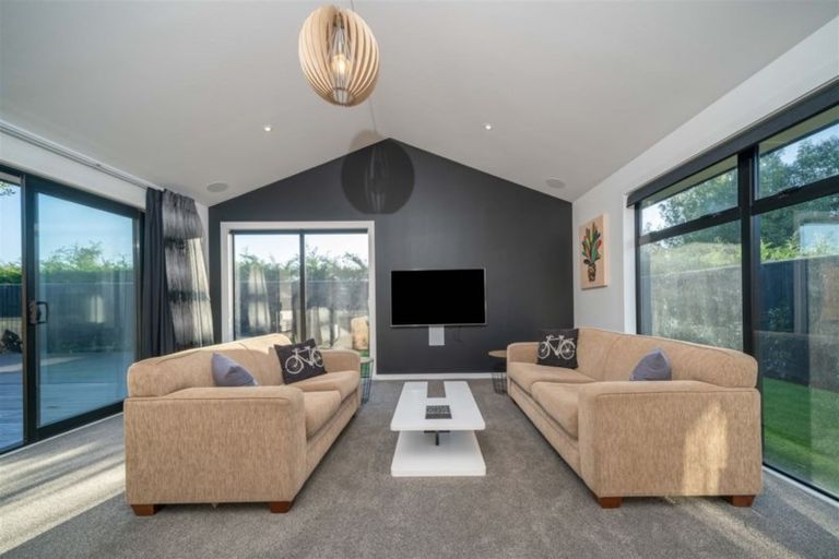 Photo of property in 23 Hinterland Drive, Prebbleton, 7604