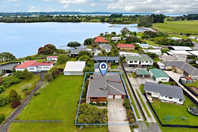 Photo of property in 4 Channel View Road, Clarks Beach, Pukekohe, 2679