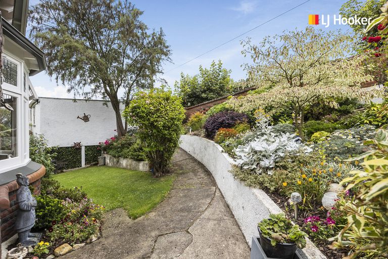 Photo of property in 61 Hazel Avenue, Caversham, Dunedin, 9012