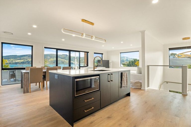 Photo of property in 16a Kellas Street, Macandrew Bay, Dunedin, 9014