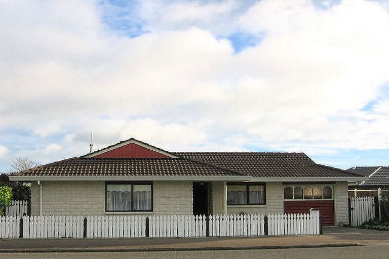 Photo of property in 30 Fitzroy Street, Terrace End, Palmerston North, 4410