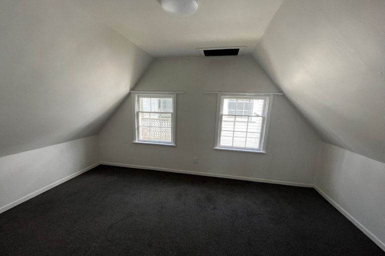 Photo of property in 212 The Terrace, Wellington Central, Wellington, 6011