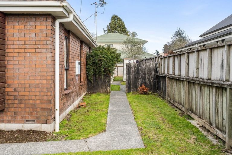 Photo of property in 18 Bowen Street, Cambridge, 3434