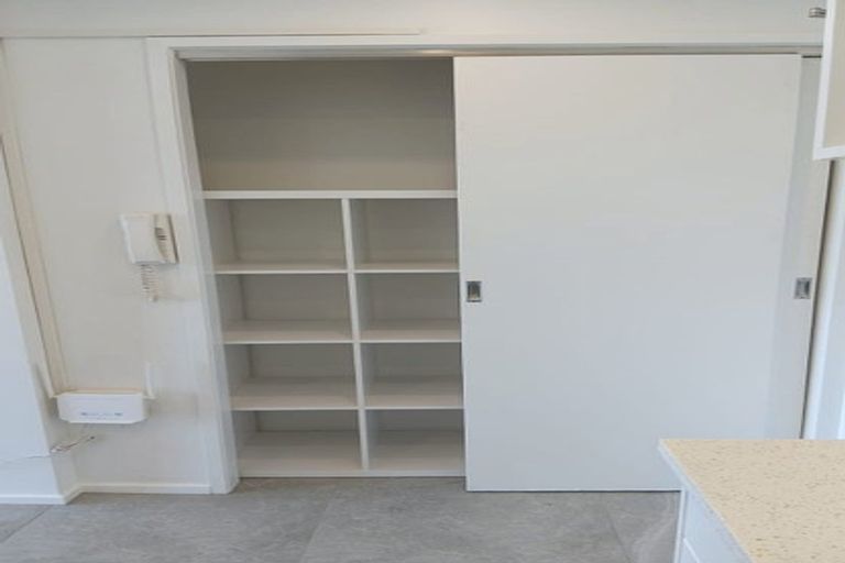 Photo of property in The Rennaissance, 5j/18 Ronwood Avenue, Manukau, Auckland, 2104