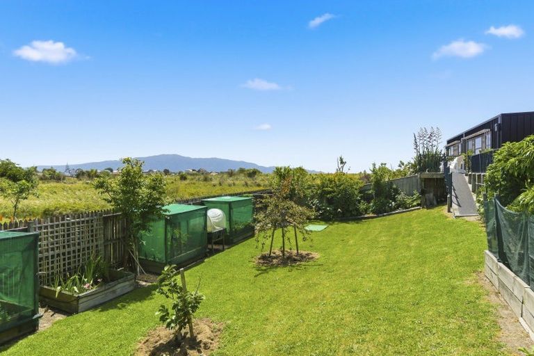 Photo of property in 19 Taranui Way, Paraparaumu Beach, Paraparaumu, 5032