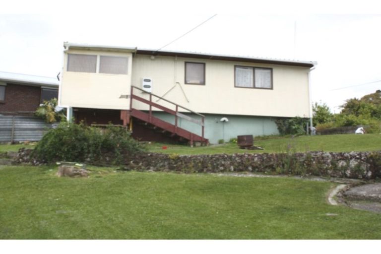 Photo of property in 11 Raewyn Street, Morningside, Whangarei, 0110