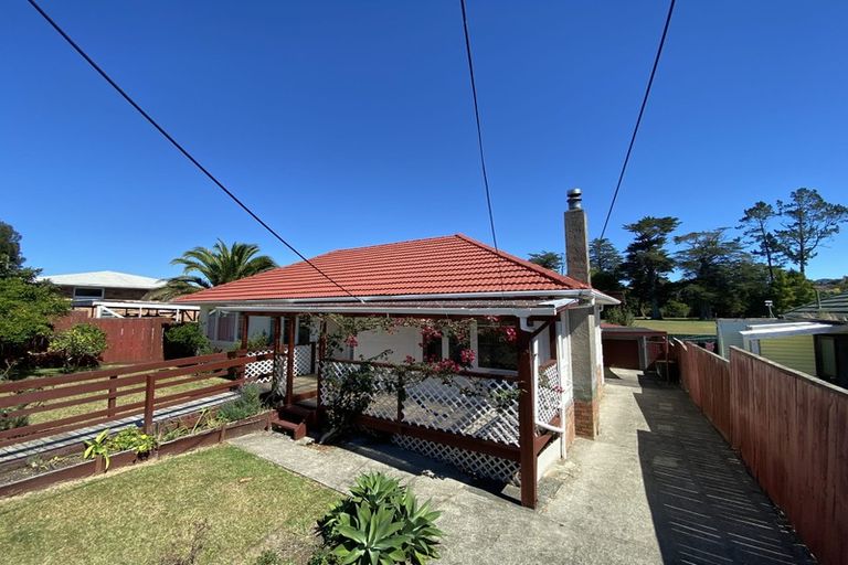 Photo of property in 61 Wilsher Crescent, Henderson, Auckland, 0612