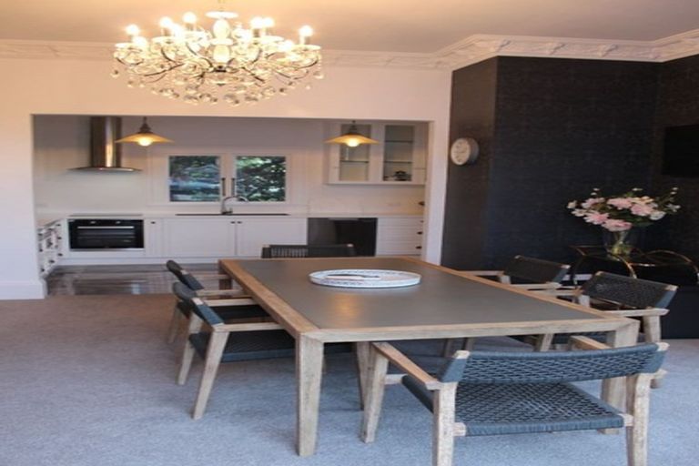 Photo of property in 10 Moana Crescent, Musselburgh, Dunedin, 9013