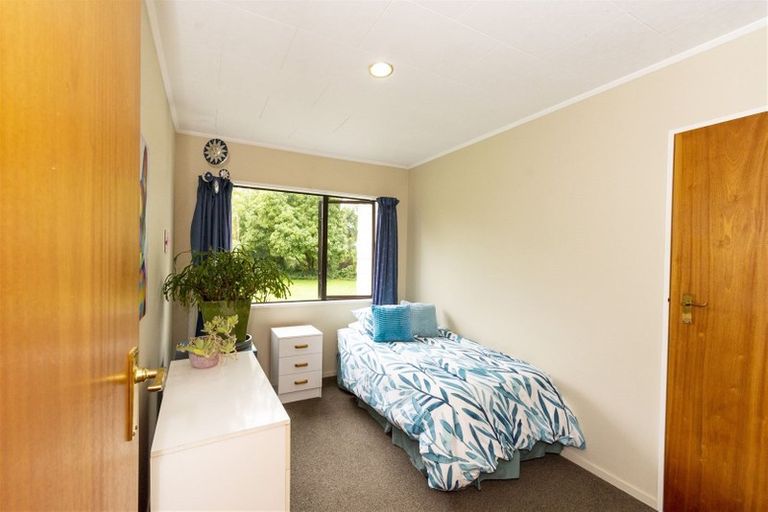 Photo of property in 19 Mckenzie Place, Waikuku Beach, 7402