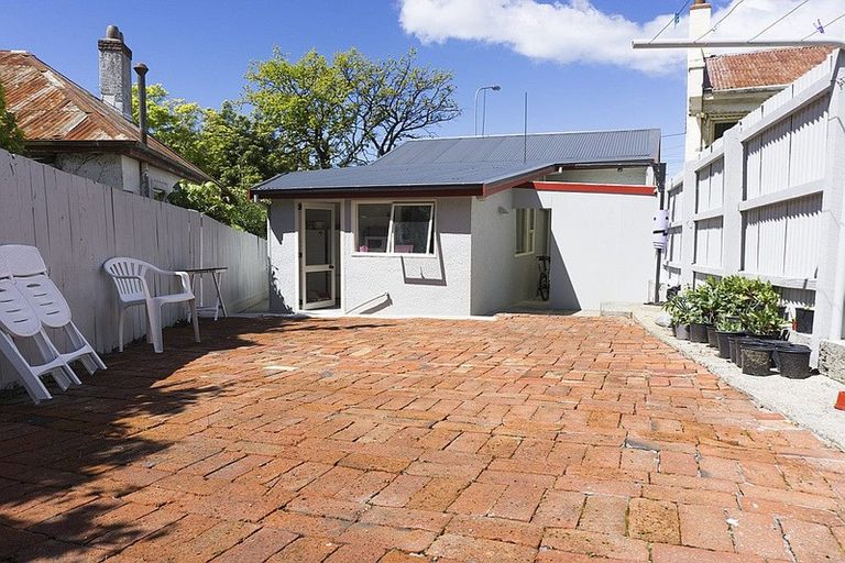 Photo of property in 74 Royal Terrace, Dunedin Central, Dunedin, 9016