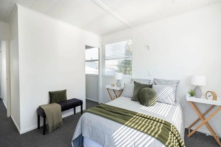 Photo of property in 6 Liston Avenue, Hilltop, Taupo, 3330