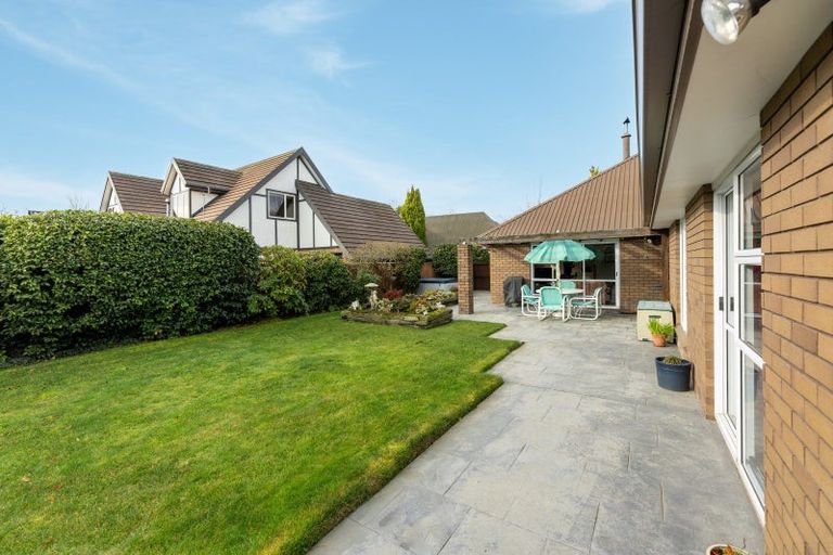 Photo of property in 10 Natalie Place, Harewood, Christchurch, 8051