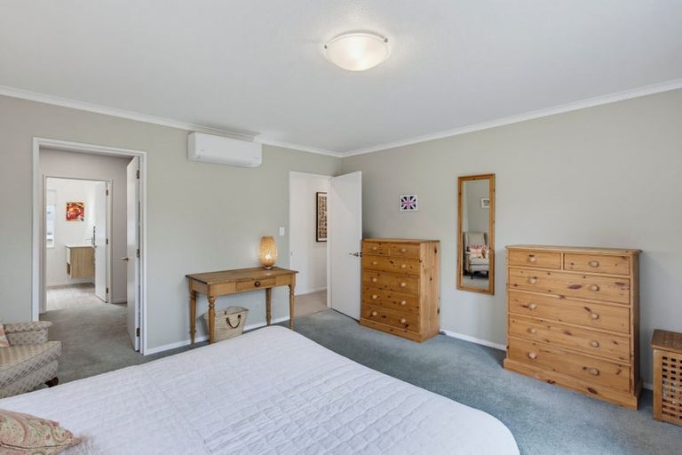 Photo of property in 7 Kahu Road, Otaihanga, Paraparaumu, 5036