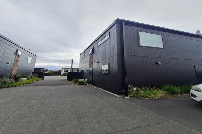 Photo of property in 96 Canon Street, St Albans, Christchurch, 8014