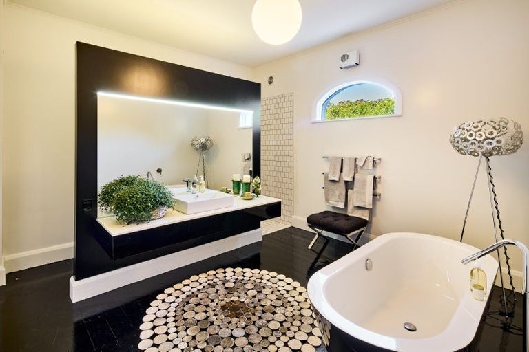 Photo of property in Wilton House, 1 Wilton Bush Road, Wilton, Wellington, 6012