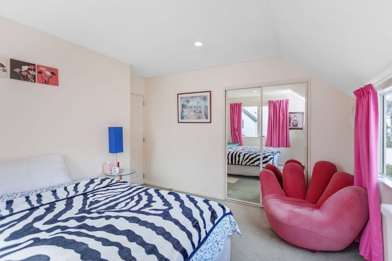 Photo of property in 62 Brockworth Place, Riccarton, Christchurch, 8011