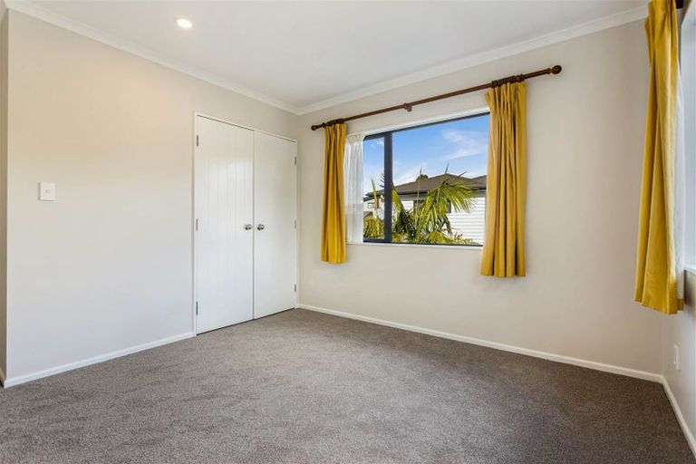 Photo of property in 28 Mili Way, Ranui, Auckland, 0612