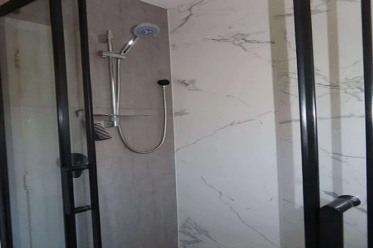 Photo of property in 220 Beach Road, North New Brighton, Christchurch, 8083