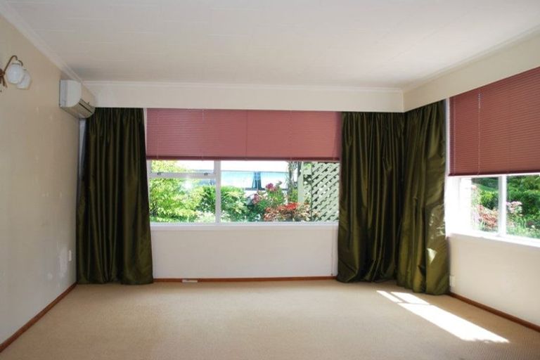 Photo of property in 11a Hursthouse Street, Vogeltown, New Plymouth, 4310