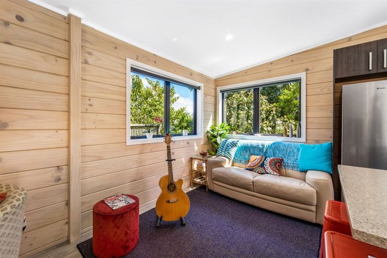 Photo of property in 118 Stanmore Bay Road, Stanmore Bay, Whangaparaoa, 0932