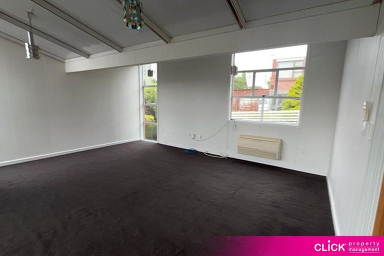 Photo of property in 72 Hawthorn Avenue, Mornington, Dunedin, 9011