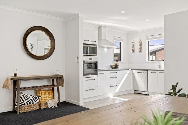 Photo of property in 38 Jarrett Terrace, Leamington, Cambridge, 3432