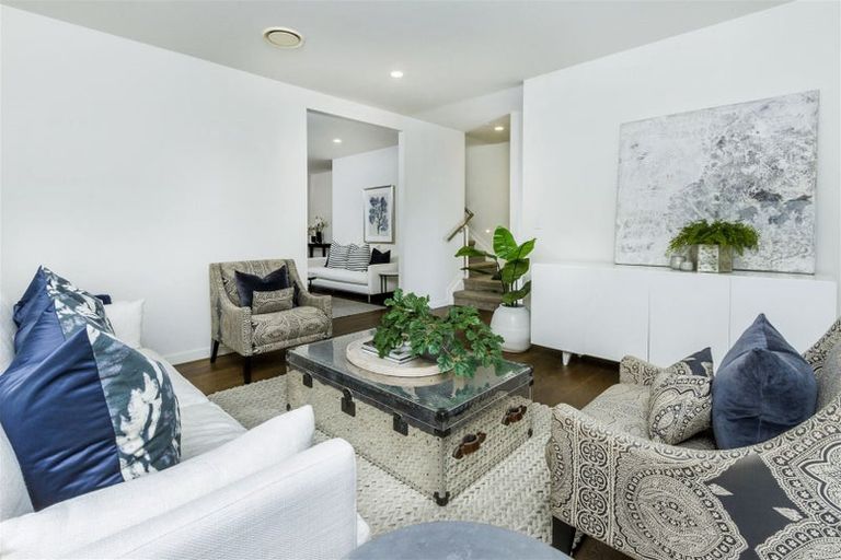 Photo of property in 48 Holland Road, Hillcrest, Auckland, 0627