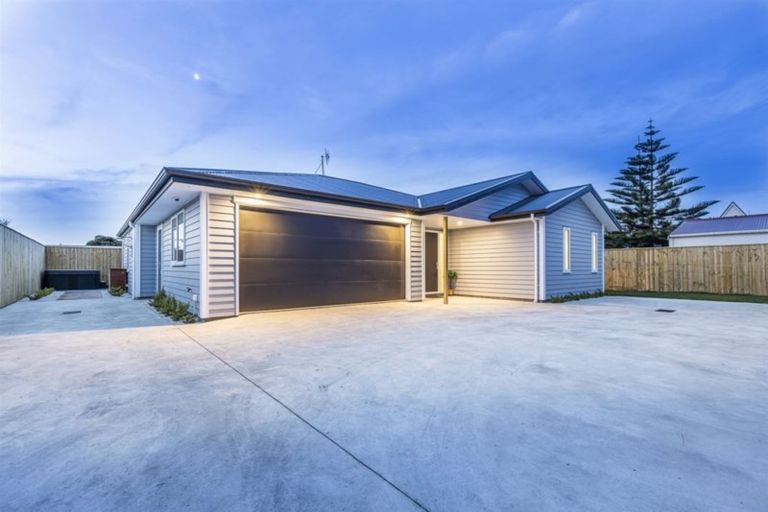 Photo of property in 3a Chrystall Street, Foxton Beach, Foxton, 4815
