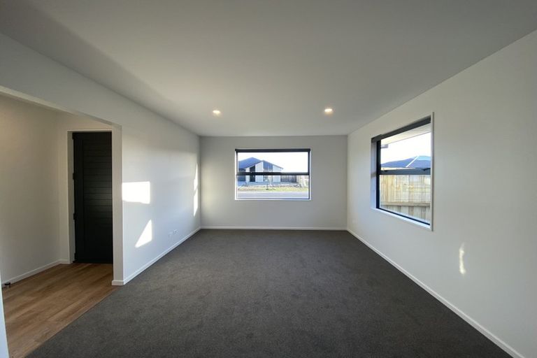 Photo of property in 20 Palmer Avenue, Glen Eden, Auckland, 0602