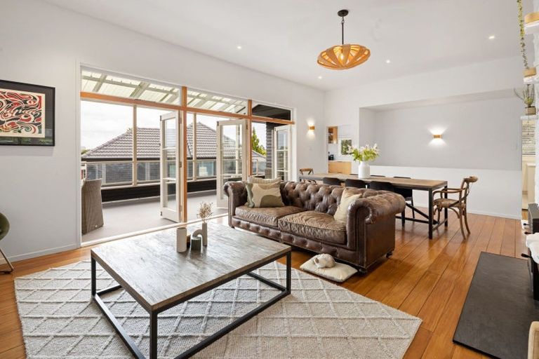 Photo of property in 98 Awatere Avenue, Beerescourt, Hamilton, 3200