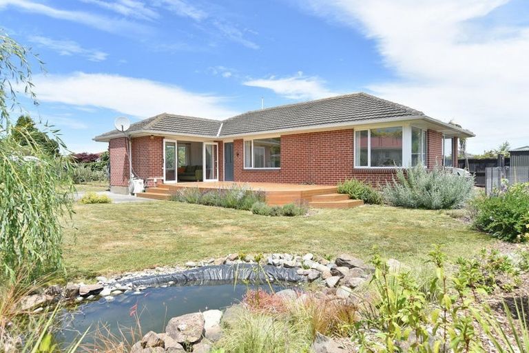 Photo of property in 25 Fairmont Place, Hornby, Christchurch, 8042